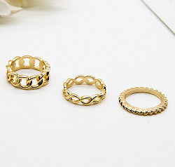 Πολυτελή δαχτυλίδια κοσμήματος μόδας γυναικών χρυσό κράμα 15 - 18mm γύρω από τη στεφάνη